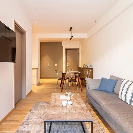 Serenity & Luxury - Elegant 2br In Kifisia's Center Athens