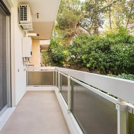 Serenity & Luxury - Elegant 2br In Kifisia's Center Apartment *